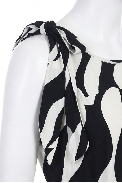 Monochrome Wave Midi